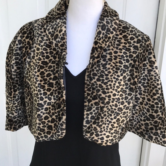 Jackets & Blazers - Leopard Print Capelet